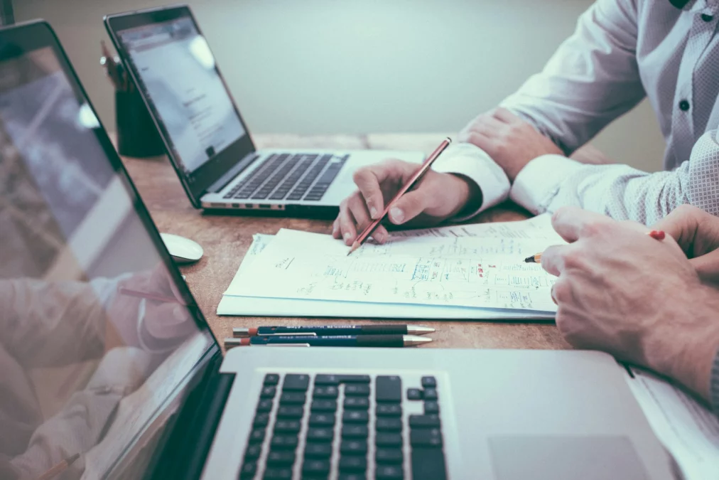 Optimisation SEO pour un site d’avocat : conseils pour un référencement naturel efficace